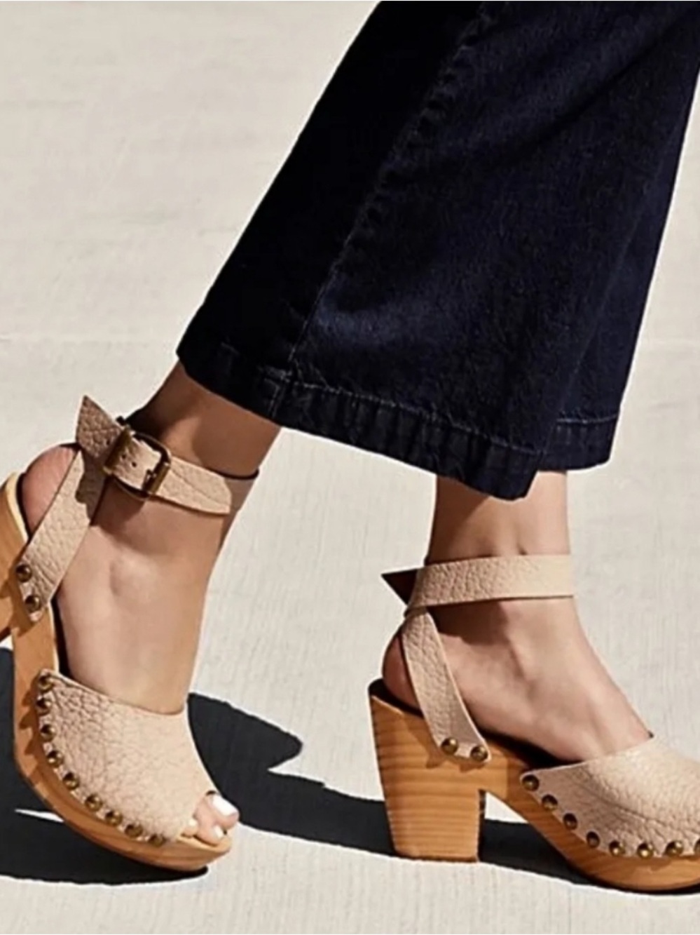 Brown Free People Pasadena Wood Leather Studded Clog Sandals size 39